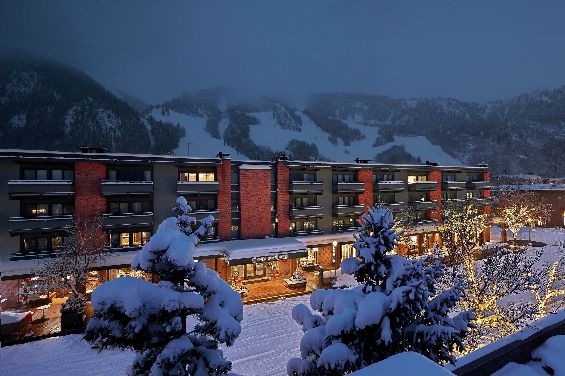 Aspen Square Hotel