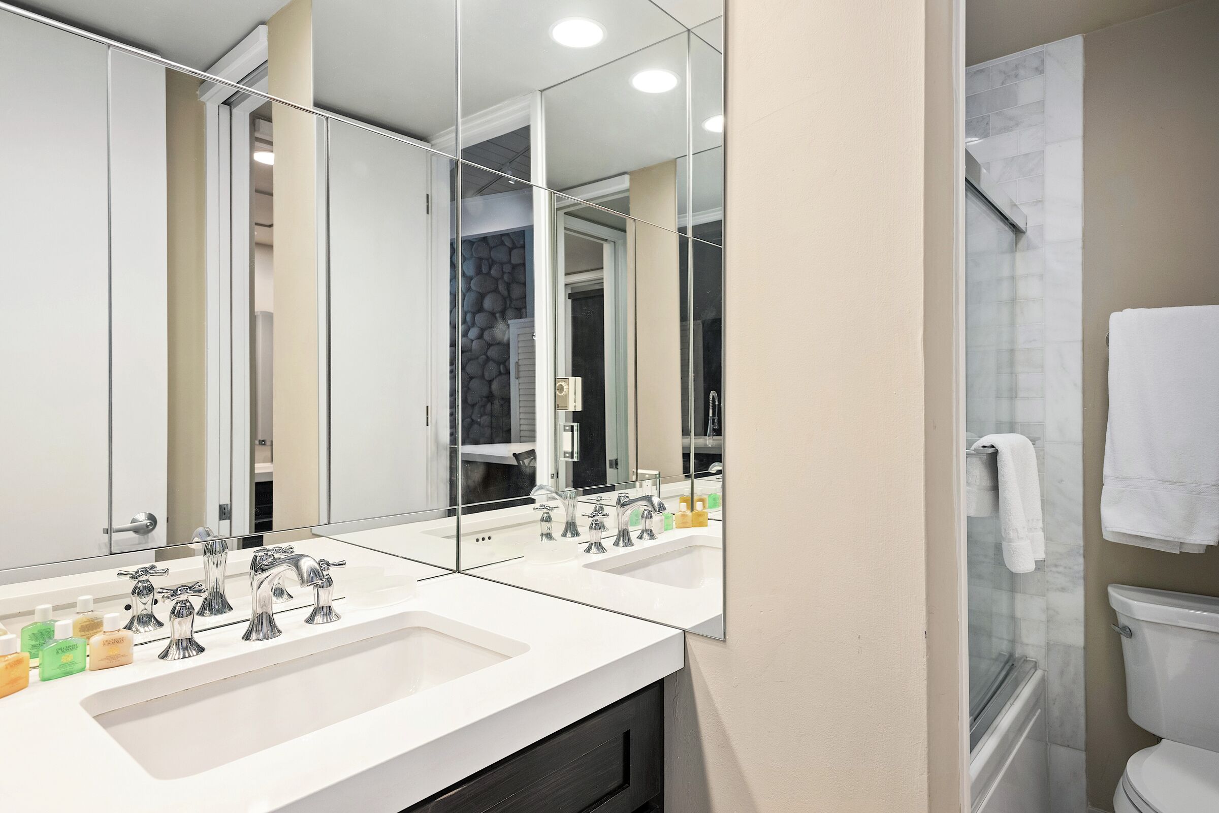 #110 - Bathroom