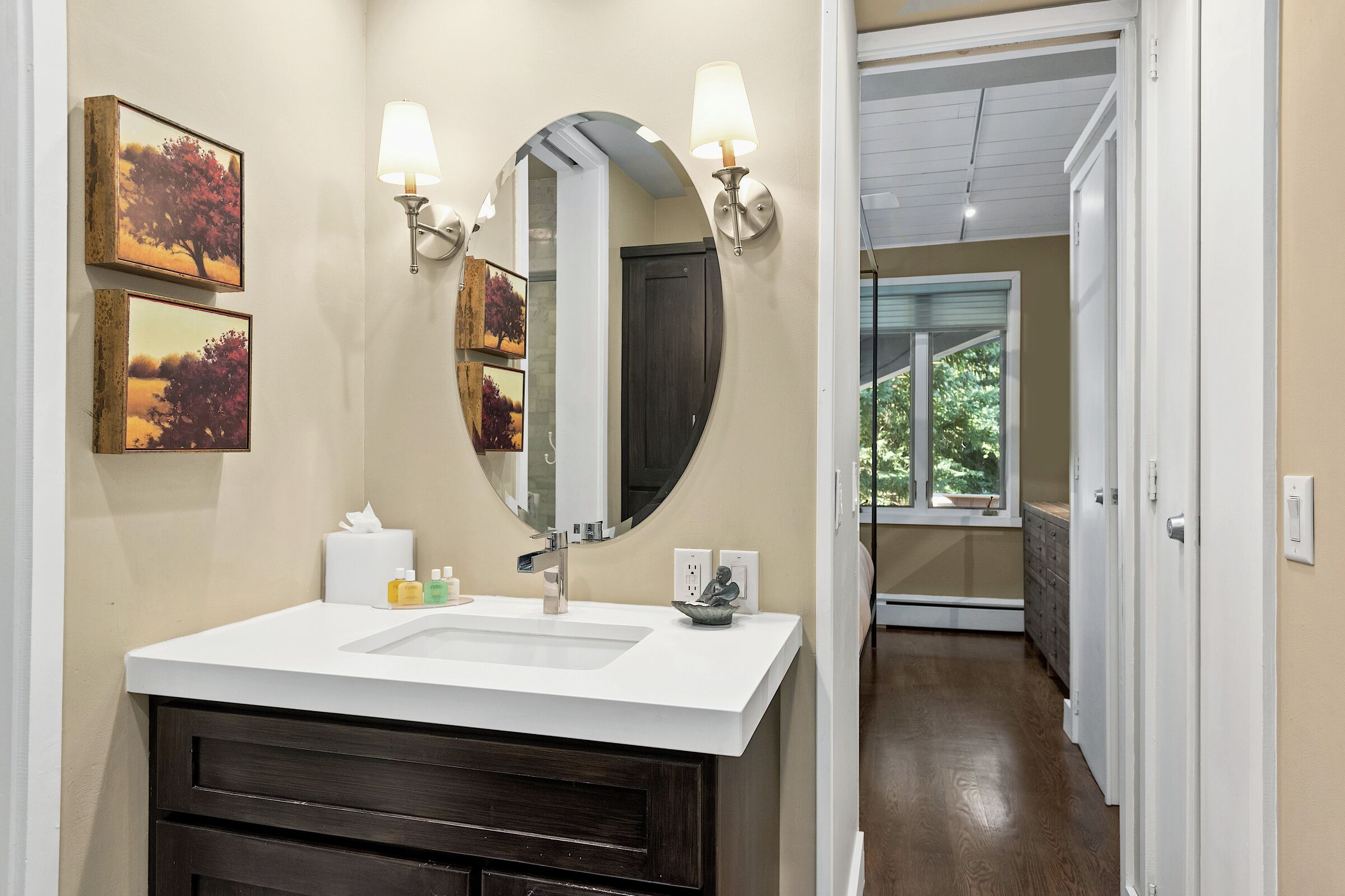 #110 - Master Ensuite Bathroom