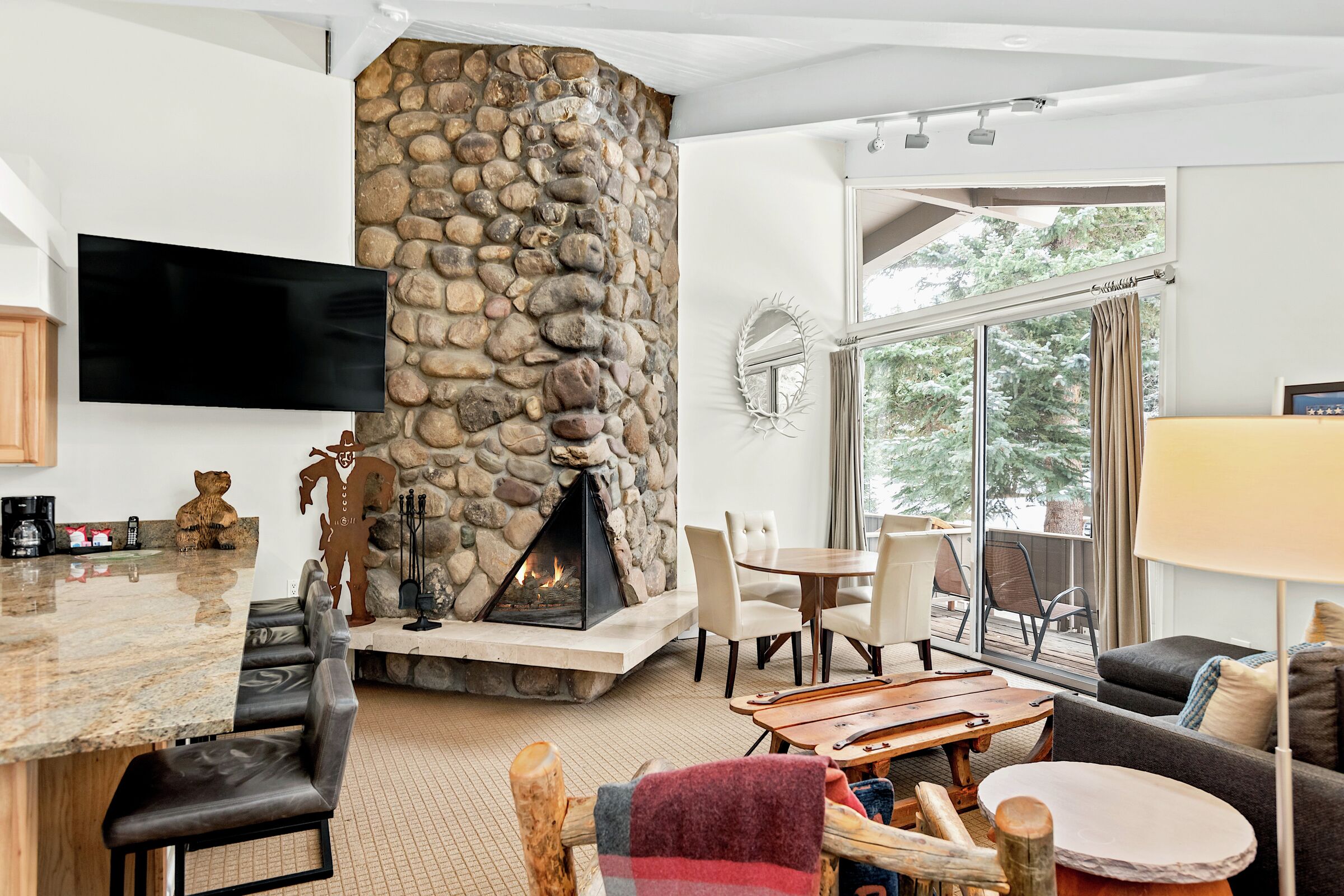 #115 - Living Room