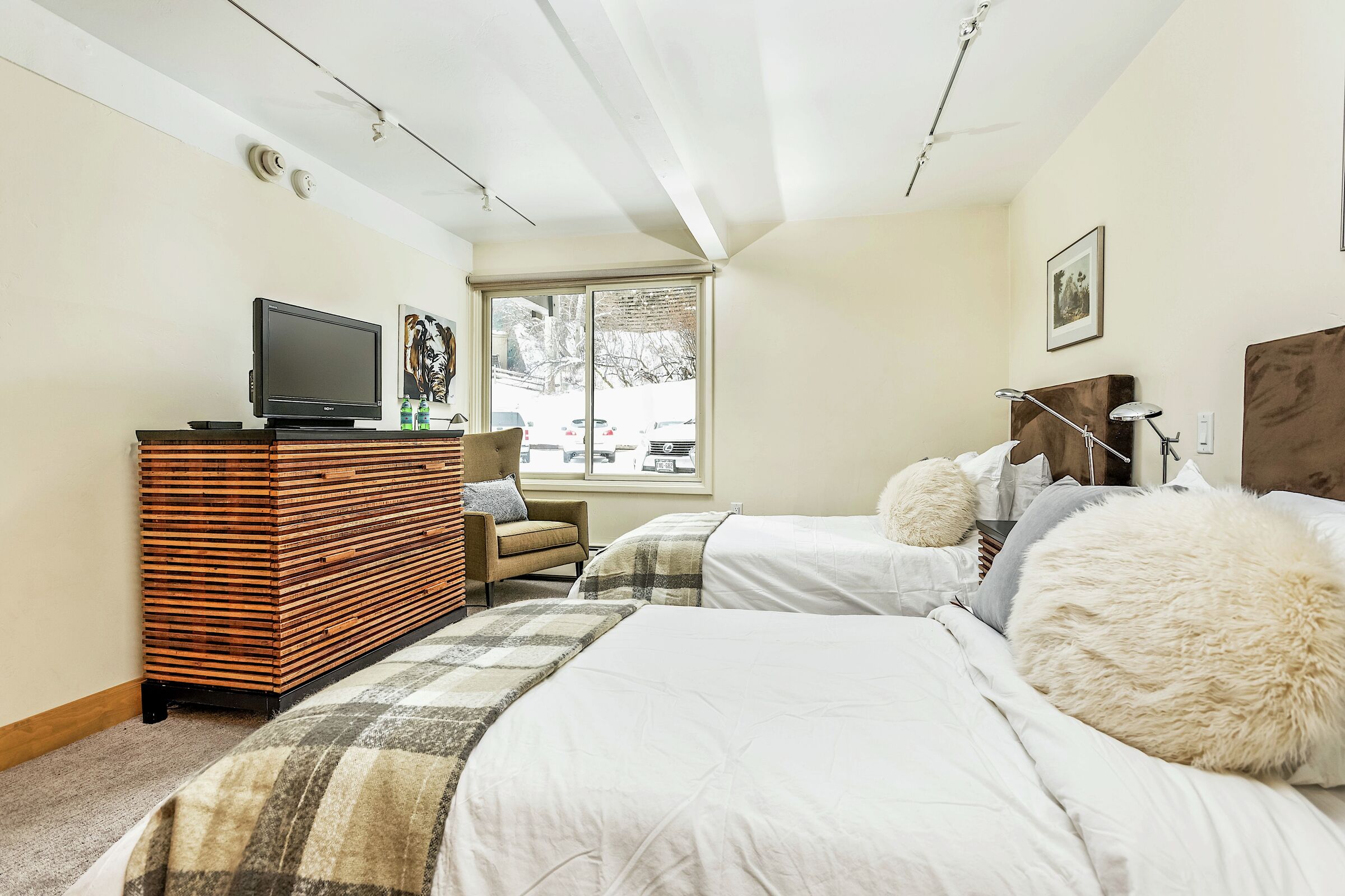 #206 - Bedroom