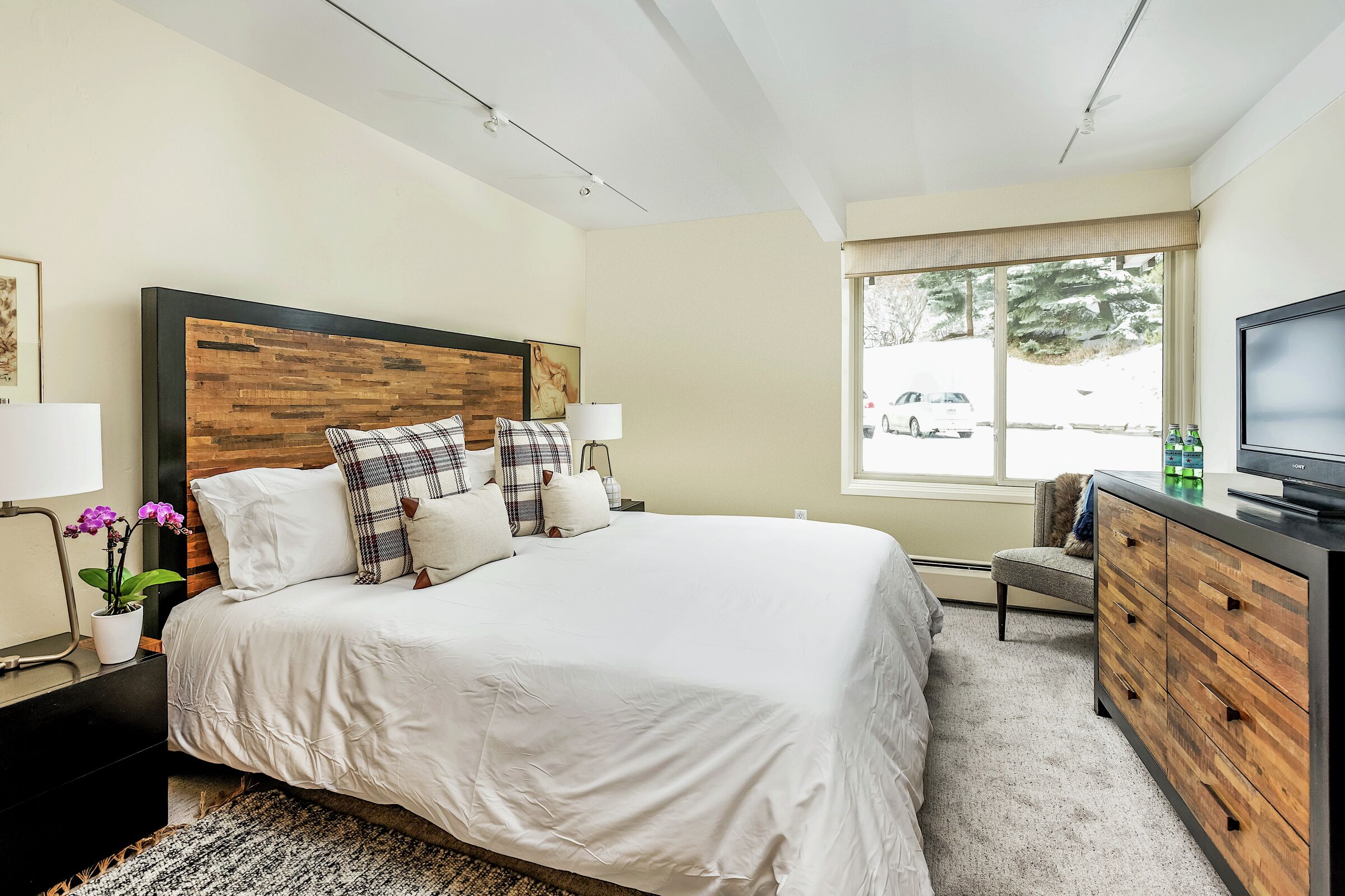 #206 - Master Bedroom