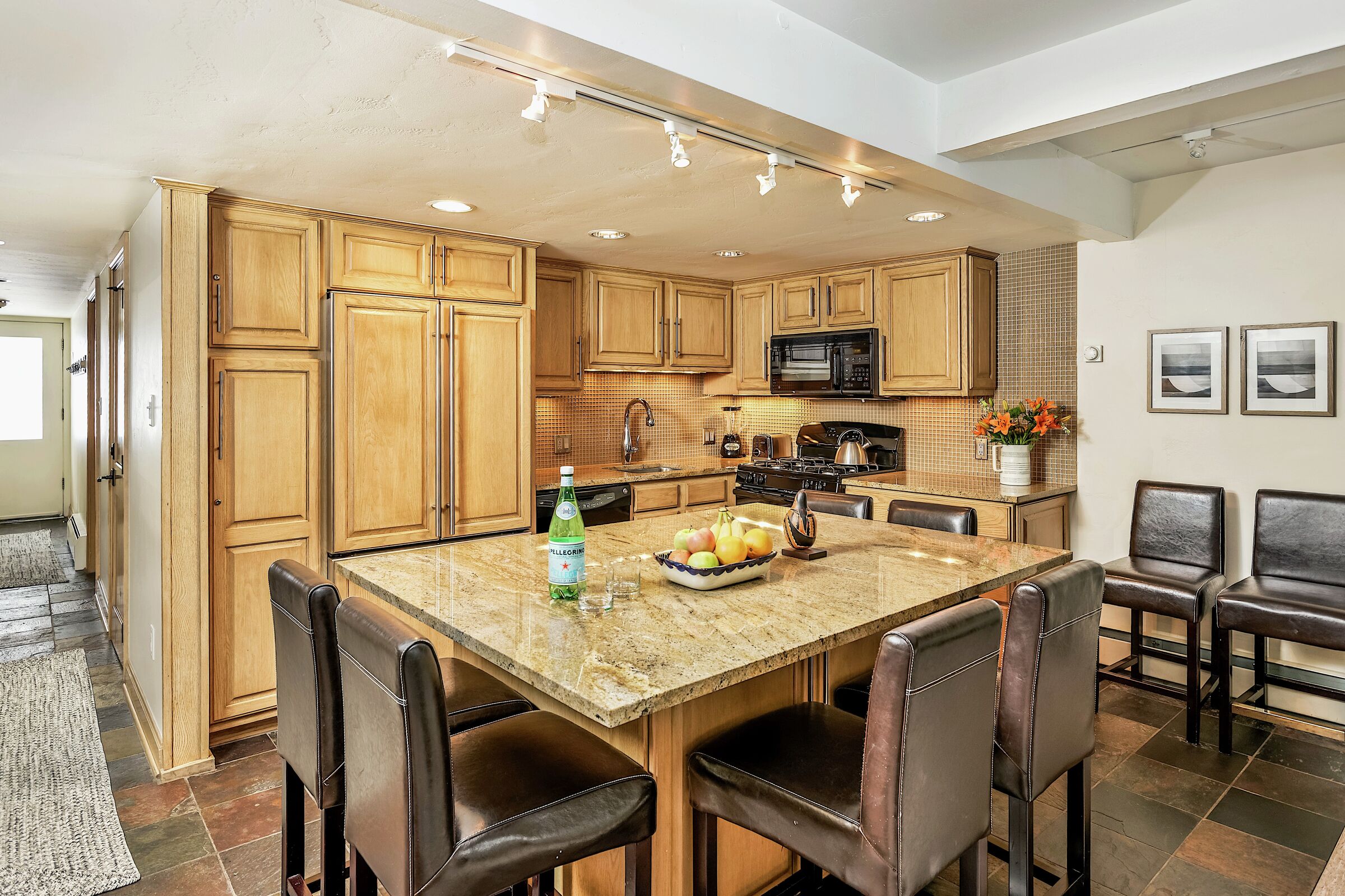 #206 - Kitchen