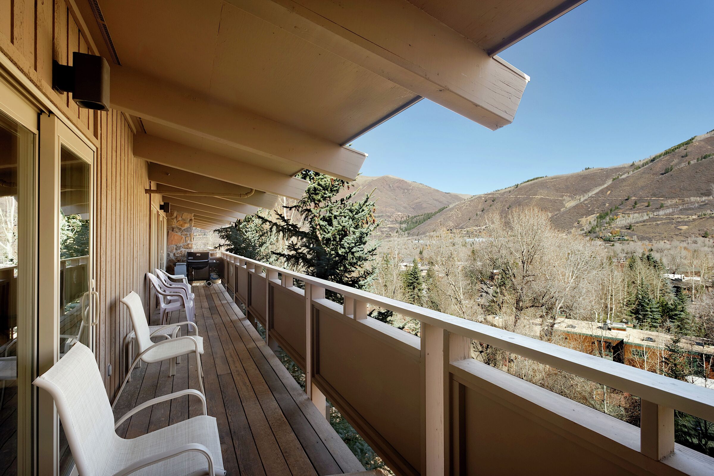 Balcony with BBQ
