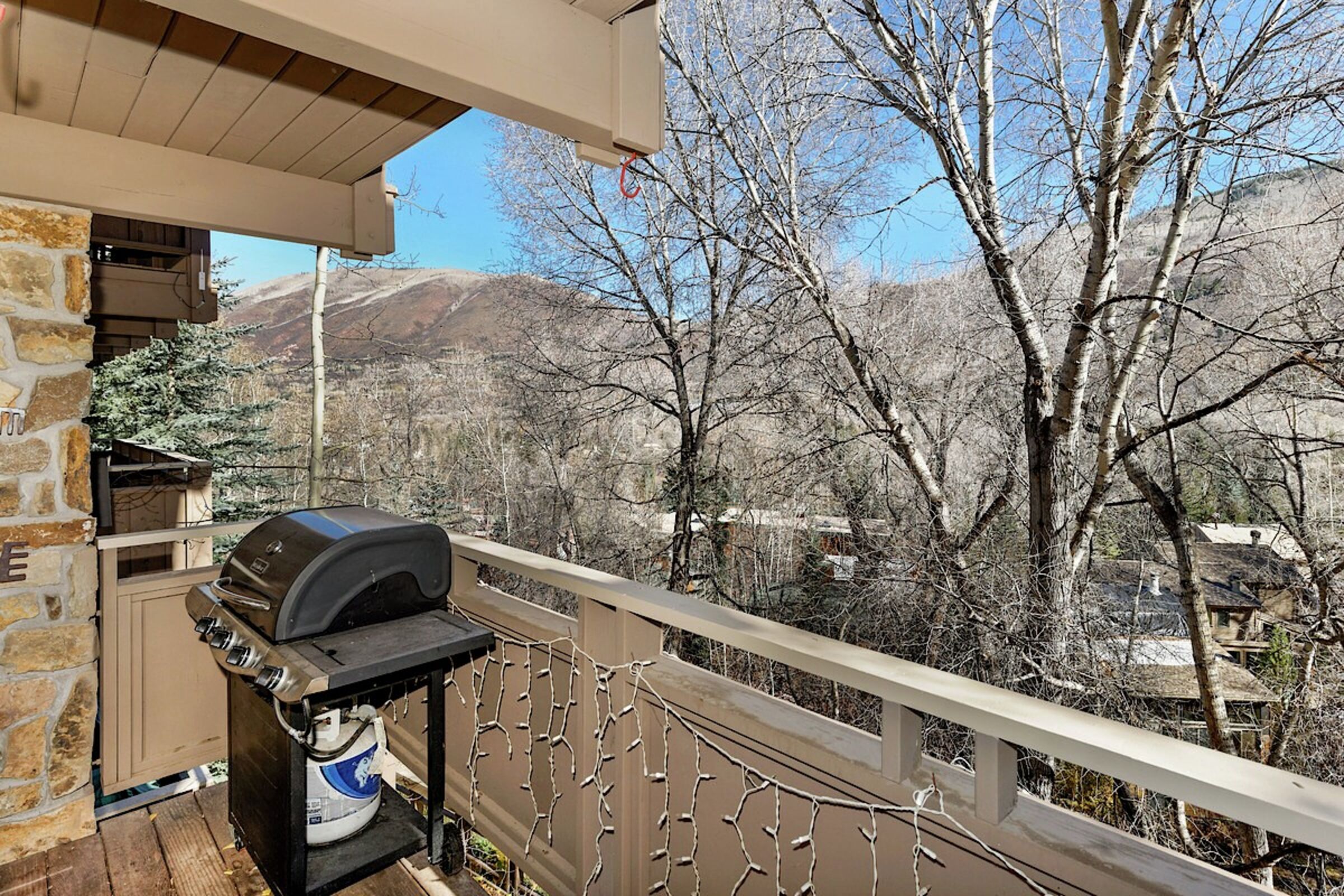 #408 - Balcony with BBQ