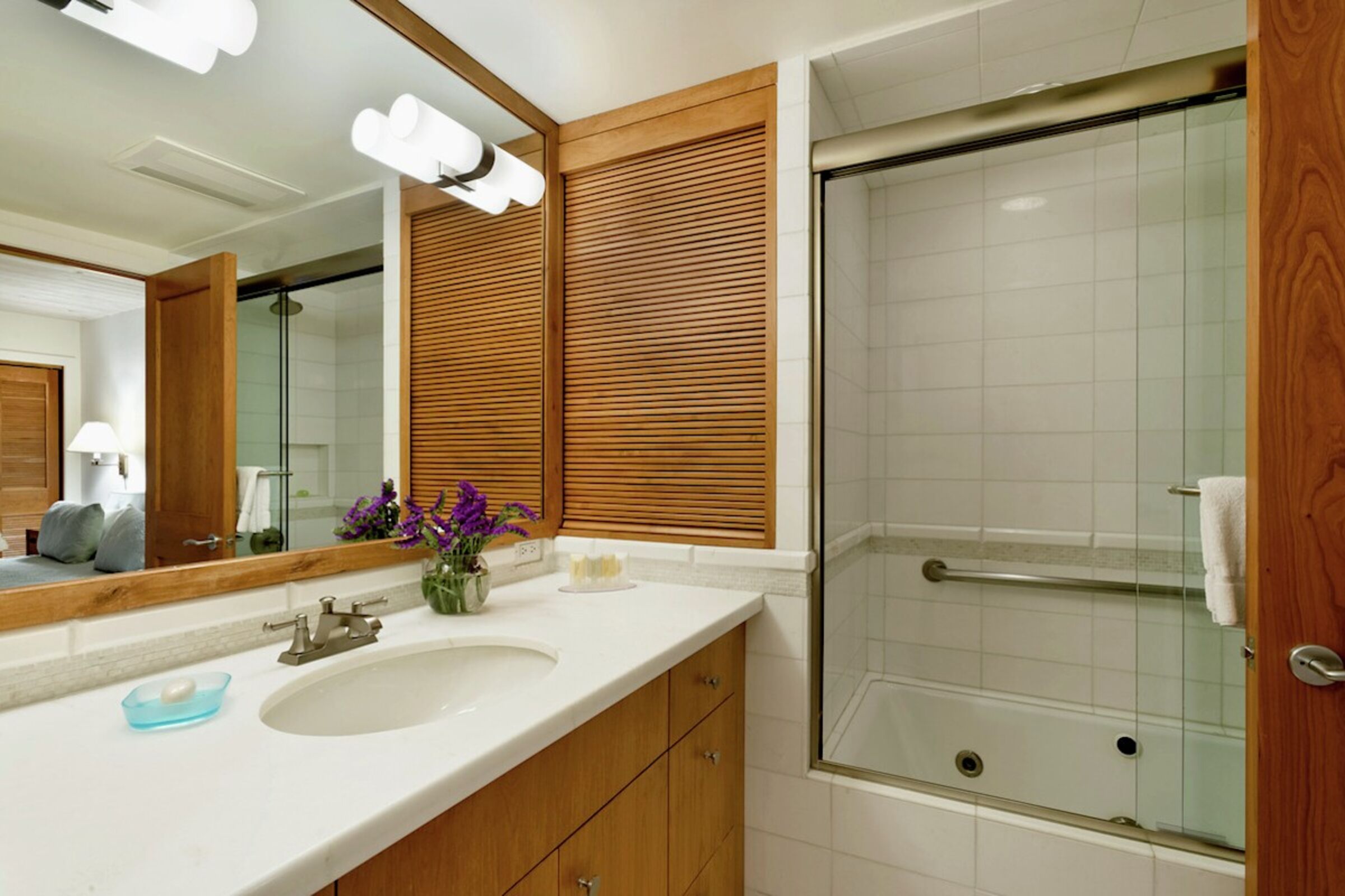 #504 - Master Ensuite Bathroom