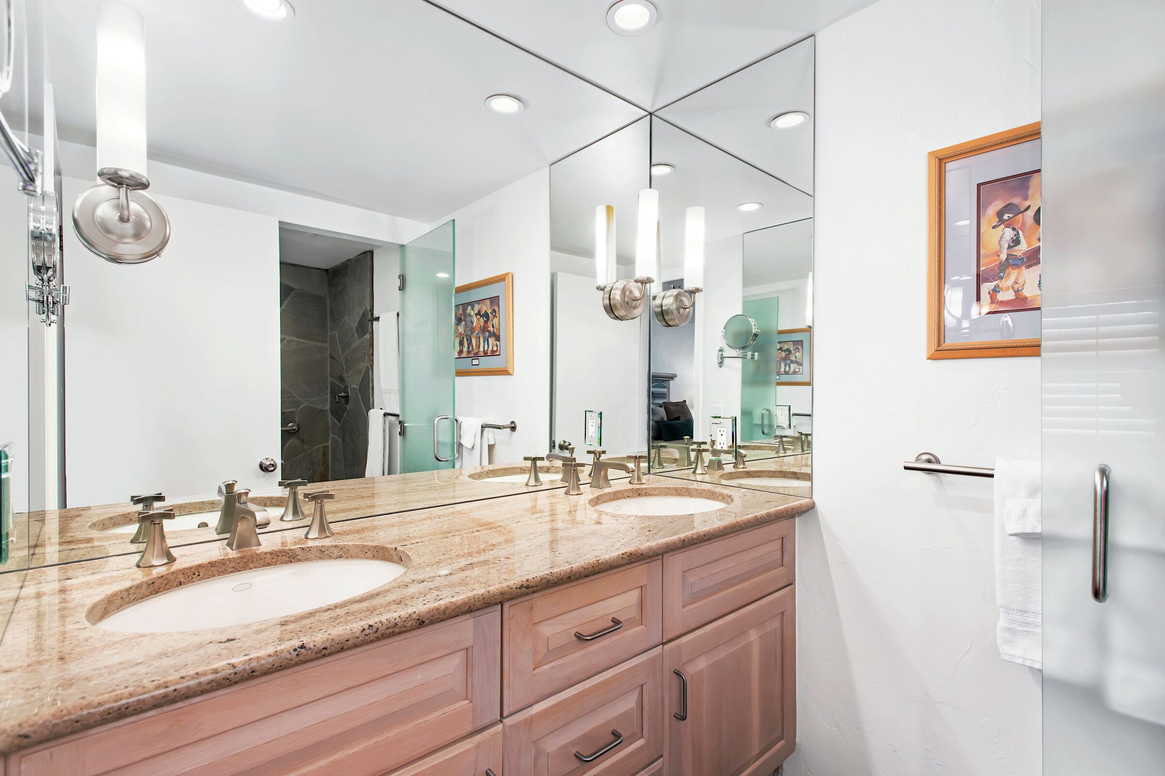 #201 - Master Ensuite Bathroom