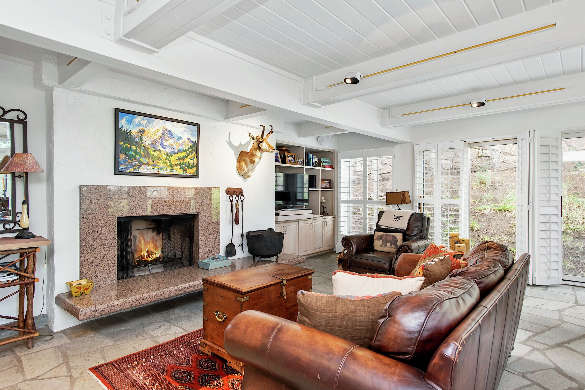 #201 - Living Room