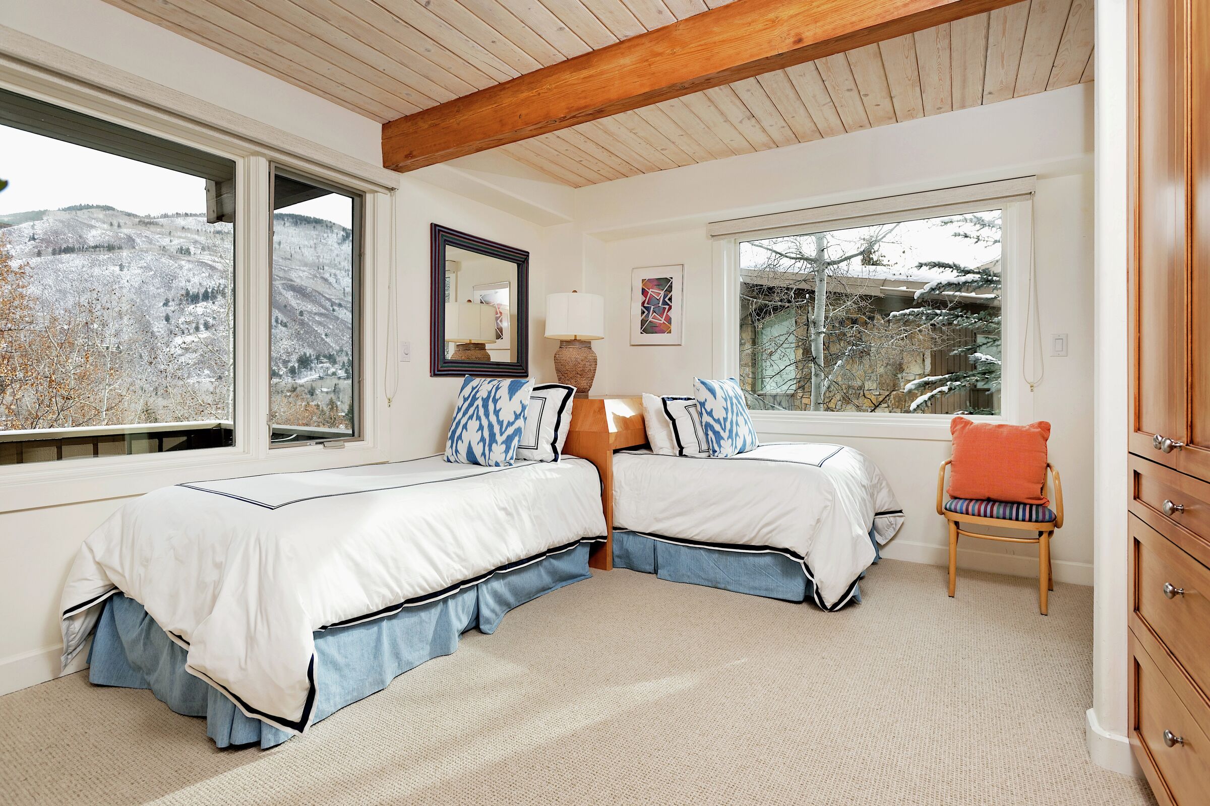 #507-8 - Bedroom