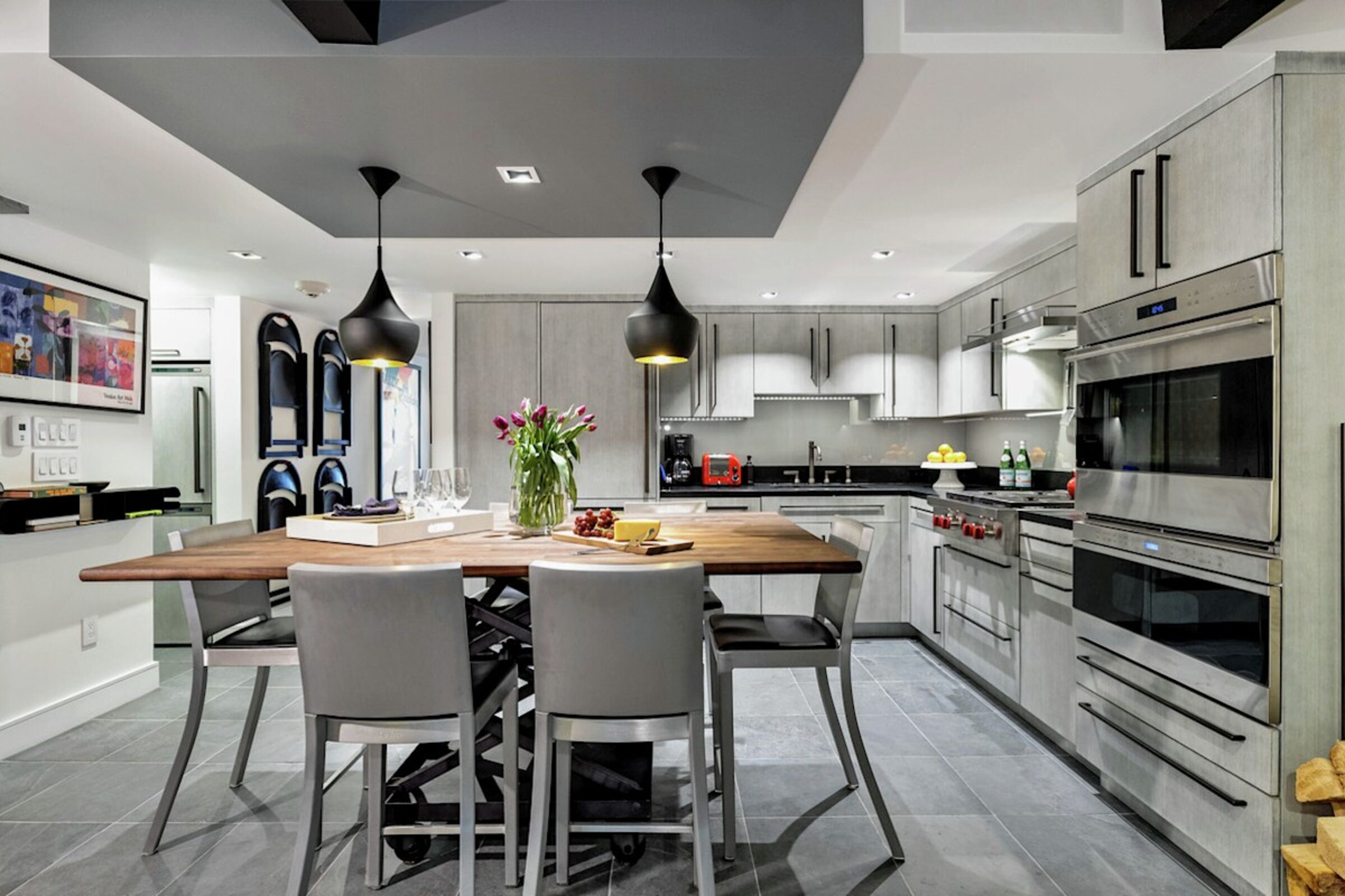 #105 - Dining Room & Kitchen