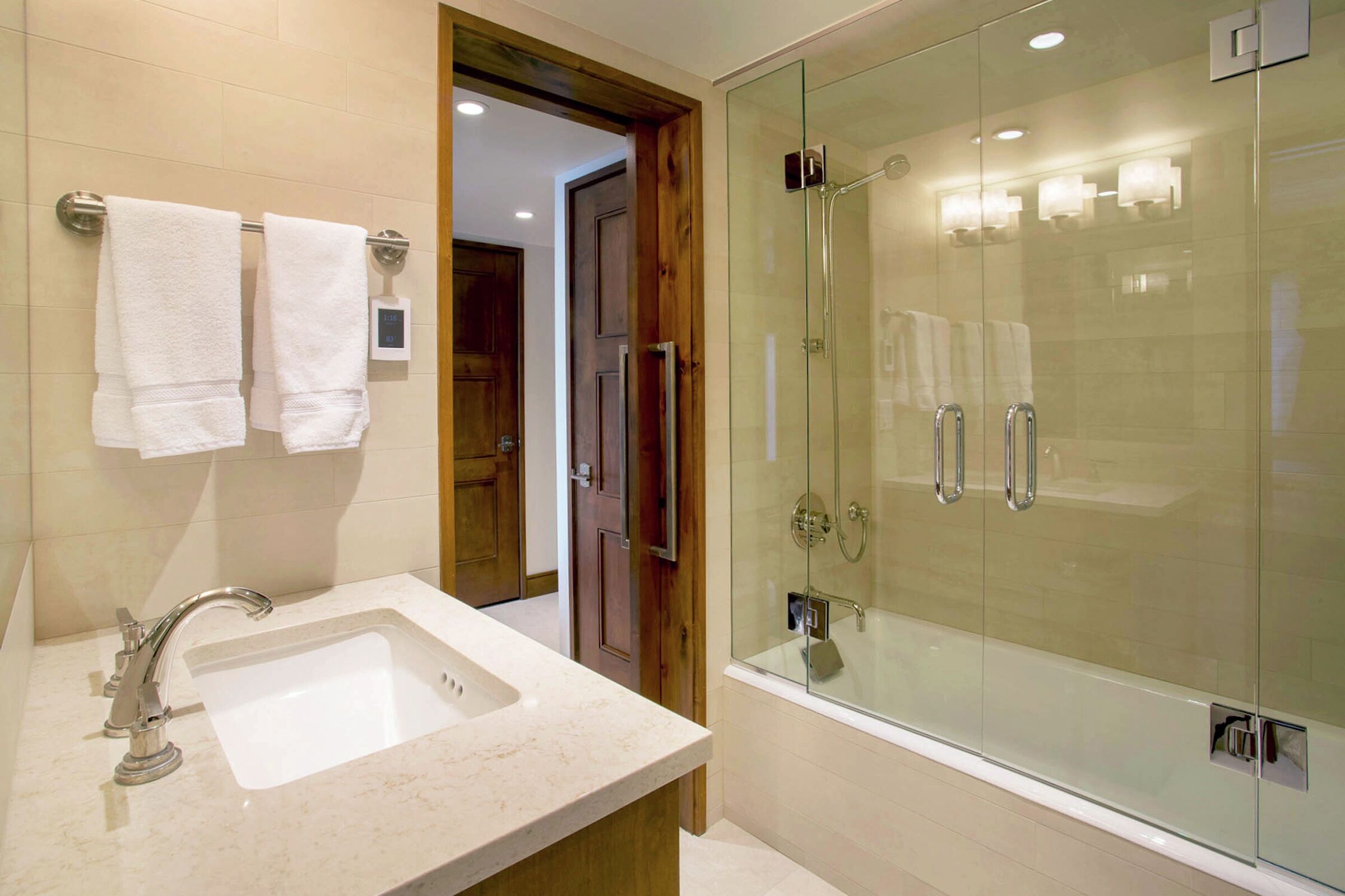 #104 - Bathroom