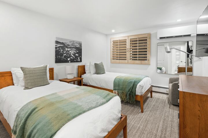 #200 - Bedroom