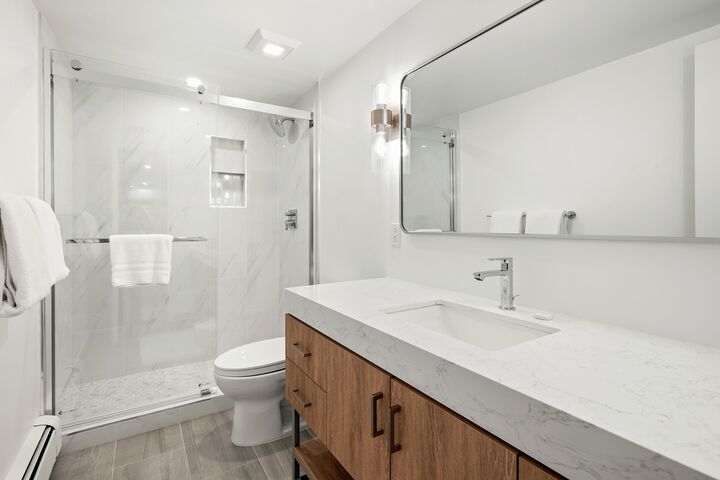 #200 - Bathroom