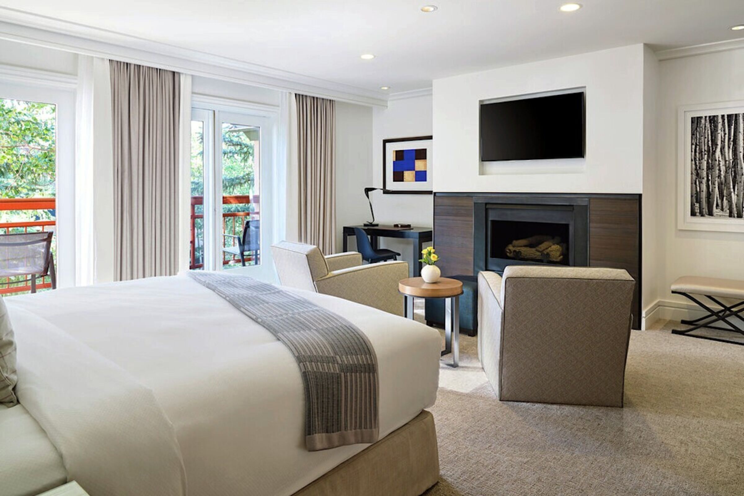 One King Guest Room