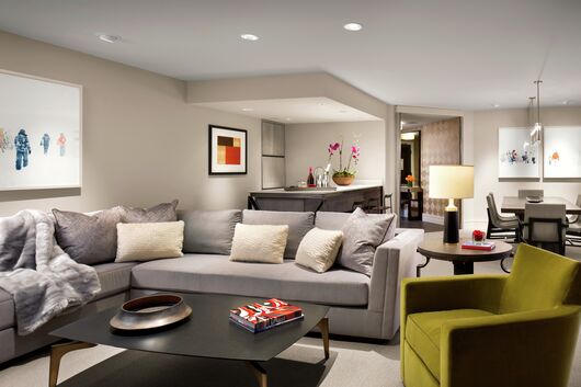 Living Area, Dining Area & Wet Bar
