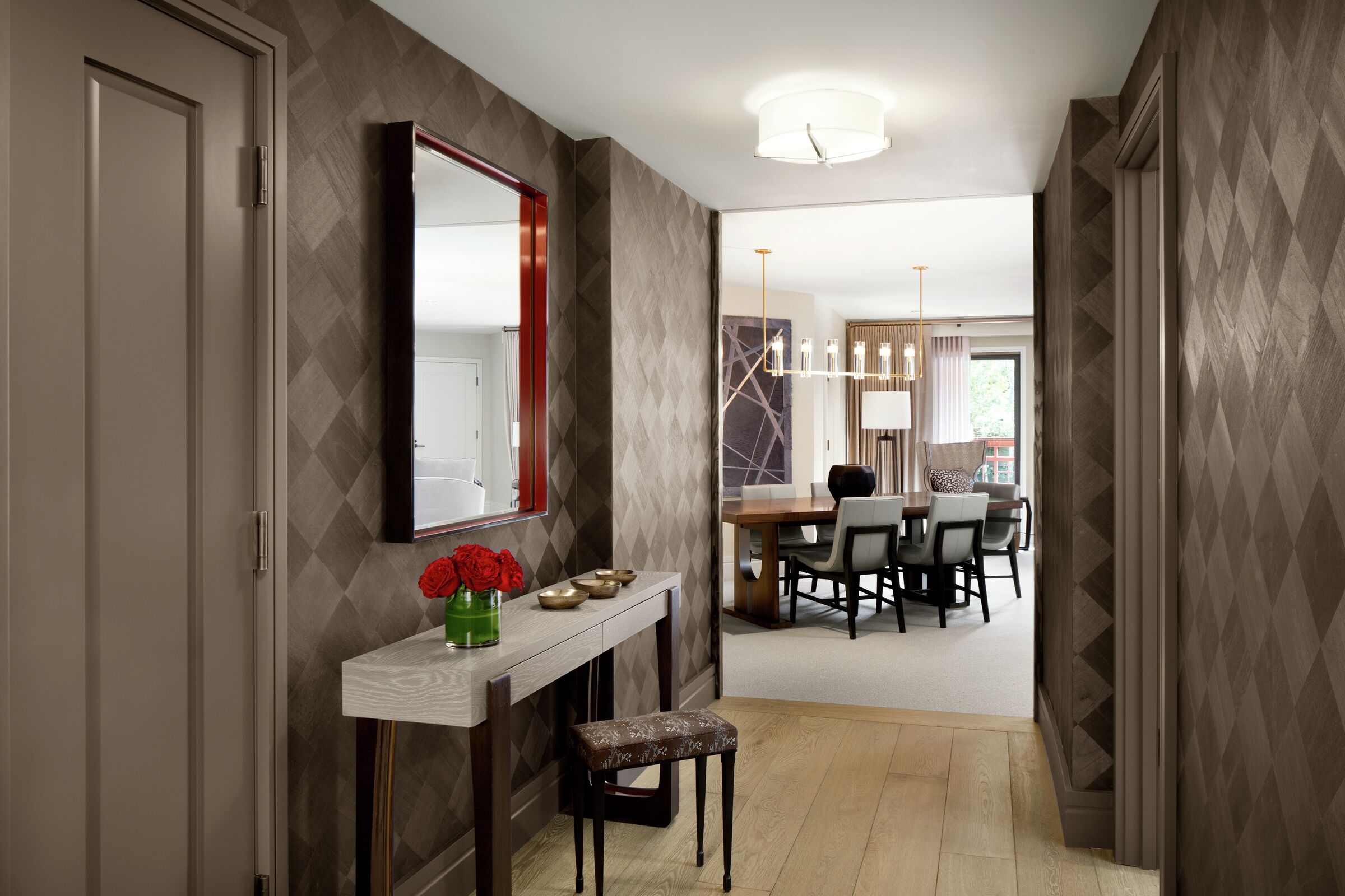 Iselin - Dining Area