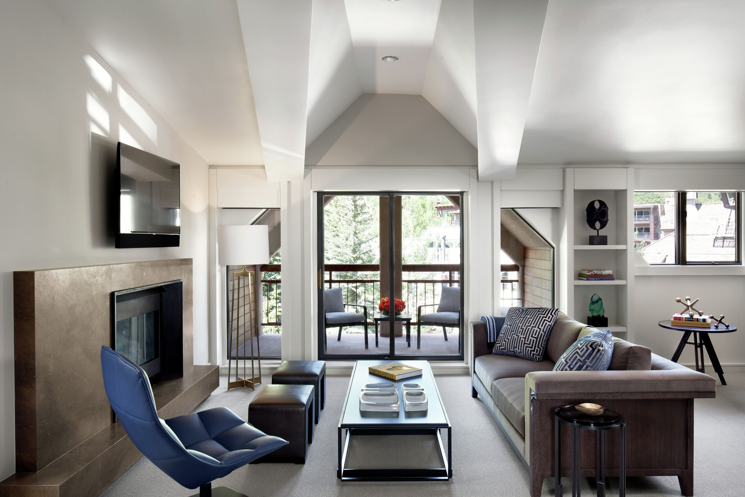 Roch - Living Area