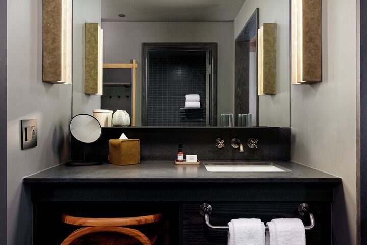 Smuggler Double Queen - Bathroom