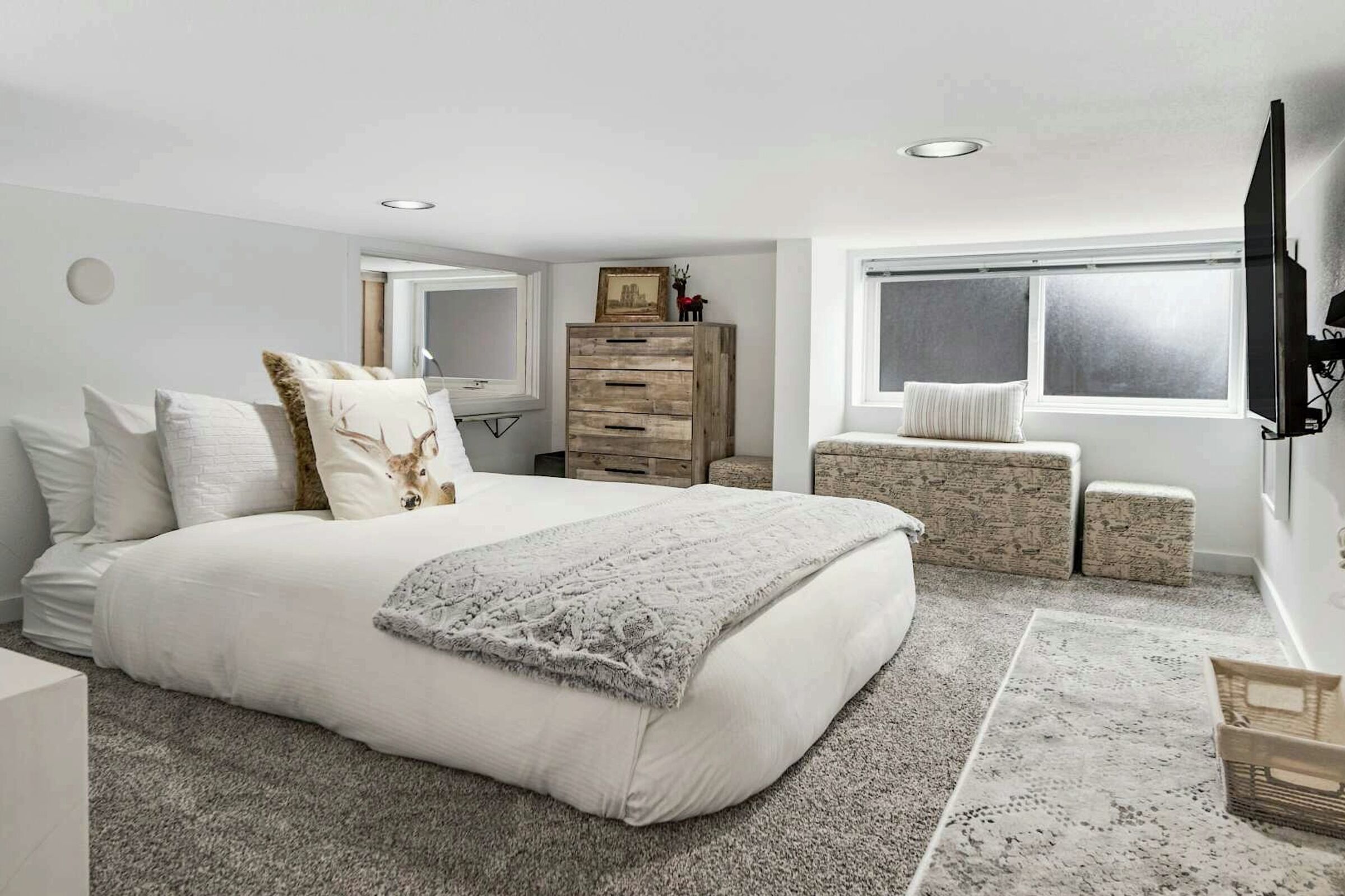 Studio Loft Bedroom