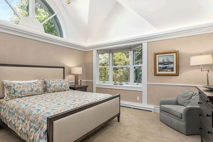 5 Bdrm 5.5 Bath HT - Master Bedroom