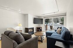 #2D - Living Area