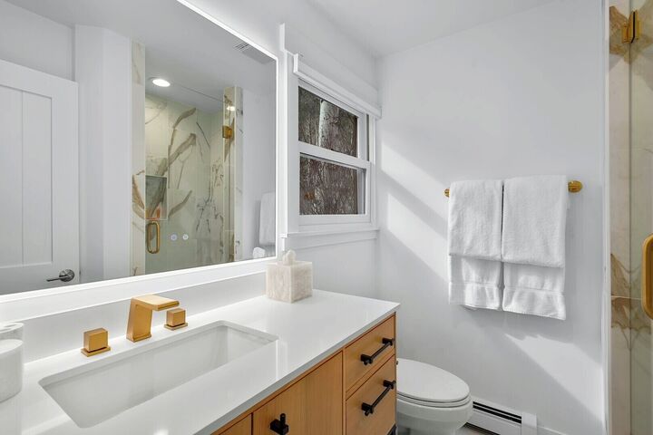 #1 - Ensuite Bathroom