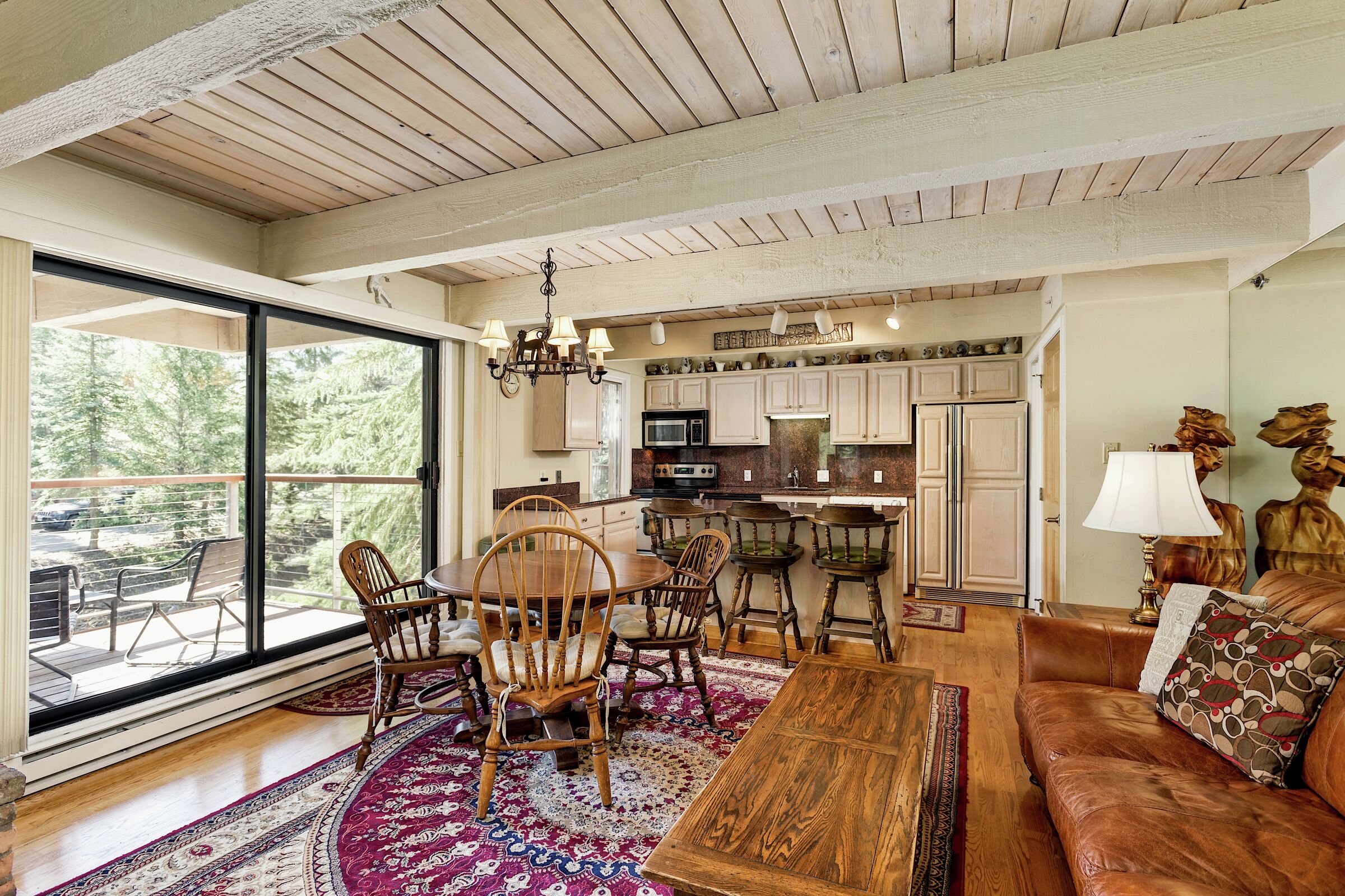 Dining Room & Kitchen
