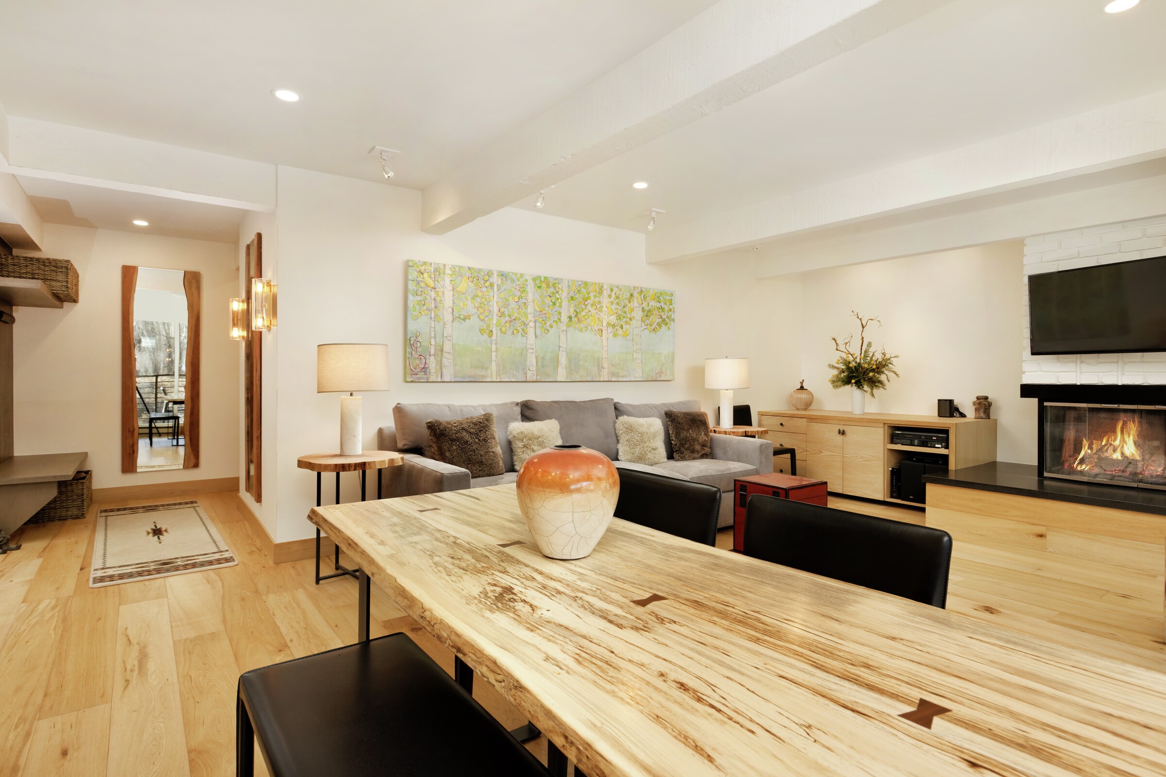 #25 - Dining Room