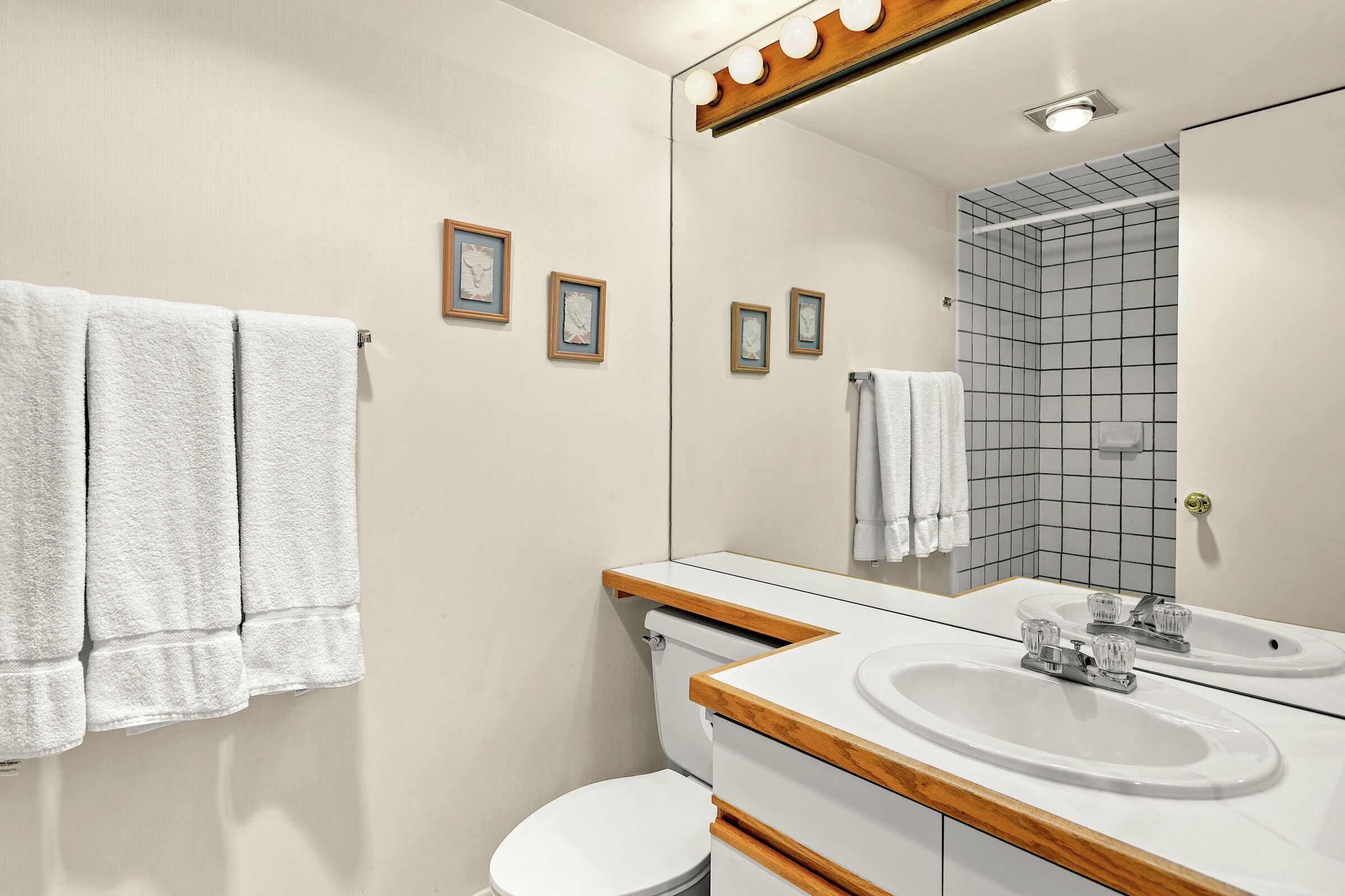 #7 - Bathroom