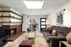 #3E - Living Room