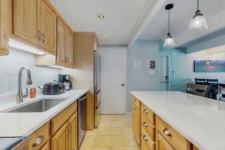 #18 - Perfect Downtown - Kitchen