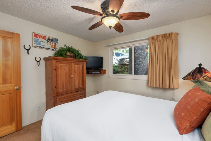 #3114 - Ivy - Bedroom