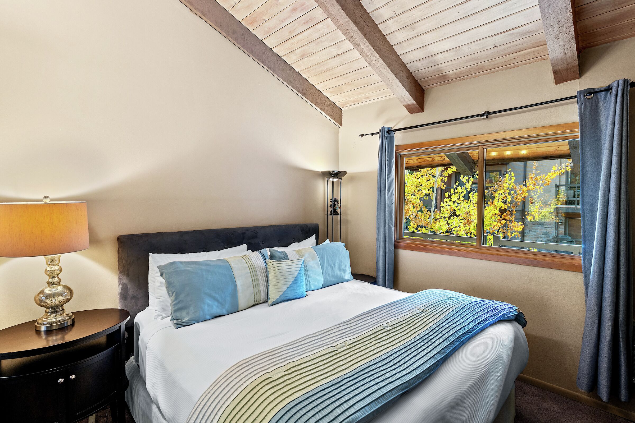#1305 - Dogwood - Bedroom