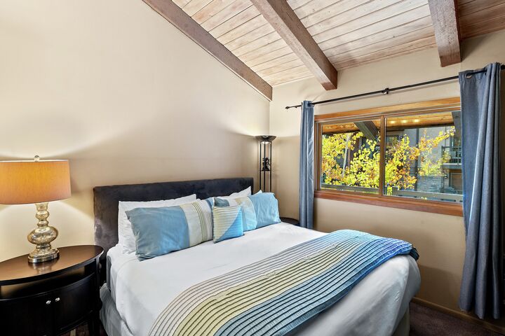 #1305 - Dogwood - Bedroom