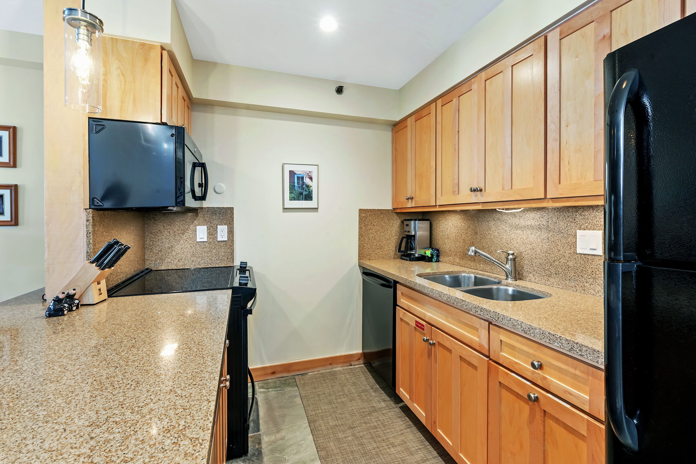 #2215 - Hickory - Kitchen
