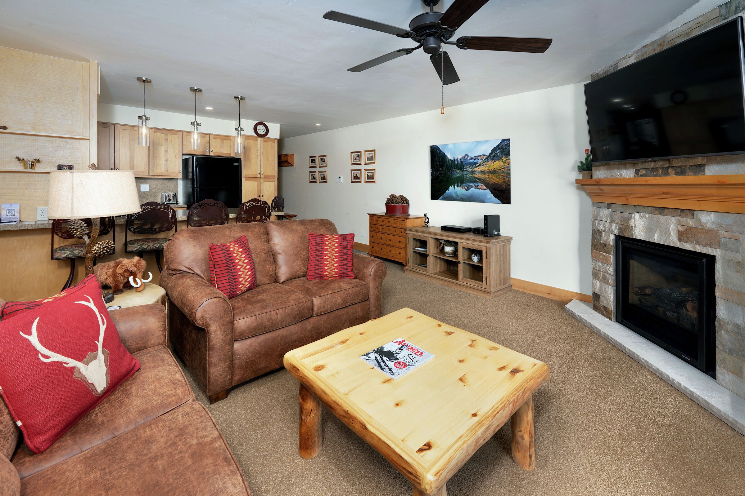 #2215 - Hickory - Living Area