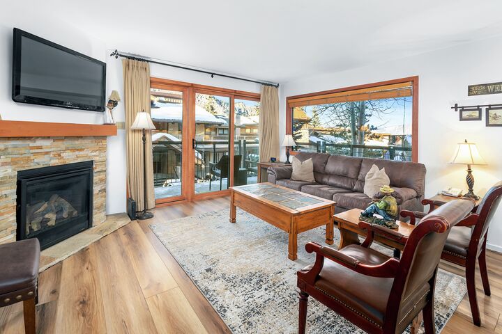 #2107 - Beech - Living Area