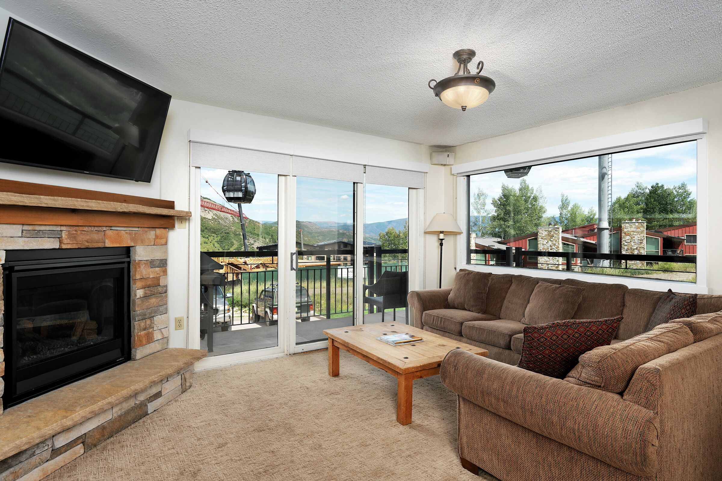 #2117 - Hickory - Living Area