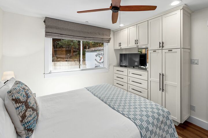 #1103 - Aspen - Bedroom