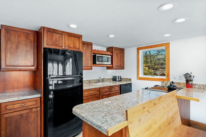 #1309 - Grape - Kitchen