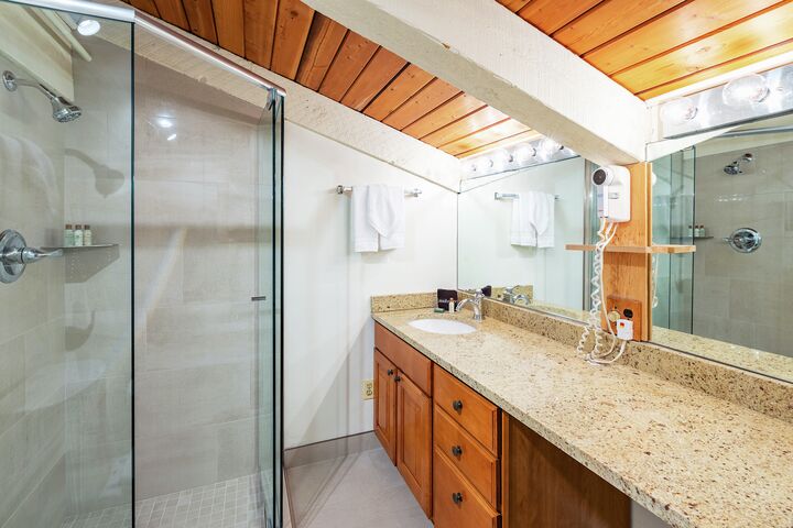 #2303 - Beech - Loft Ensuite Bathroom