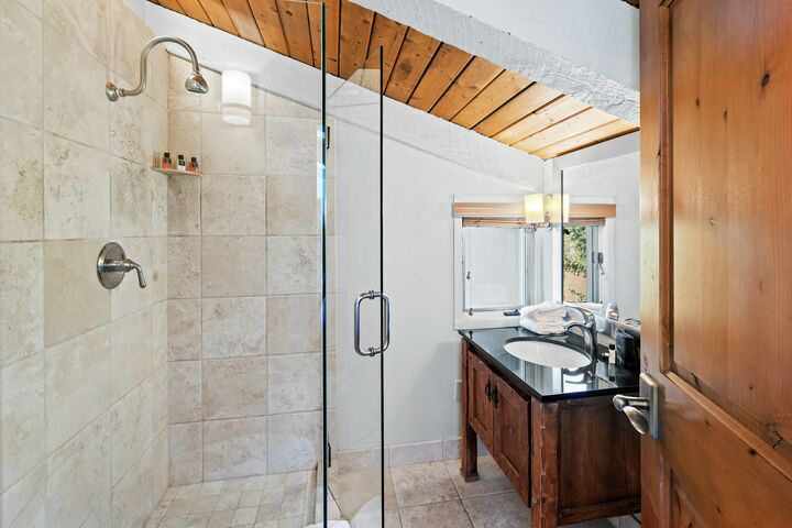 #2309 - Elm - Loft Ensuite Bathroom