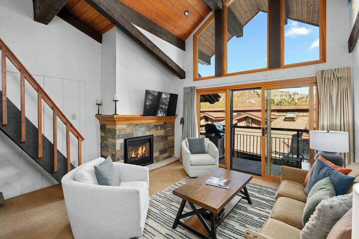 #2313 - Hickory - Living Area