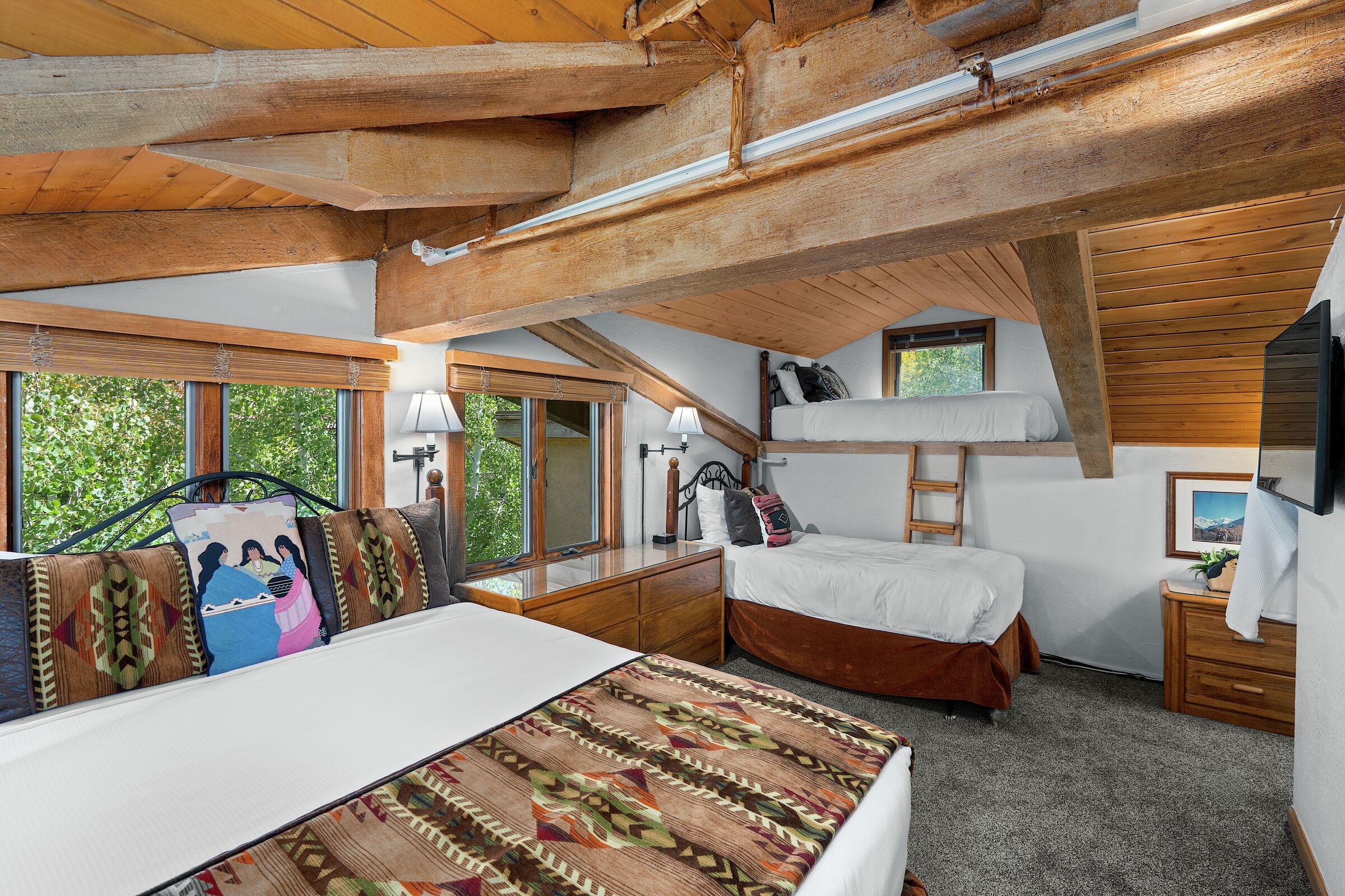#3303 - Juniper - Loft Bedroom