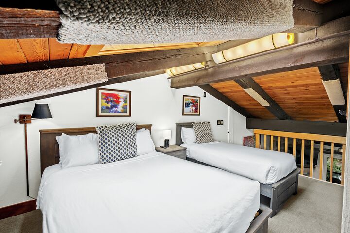 #3305 - Ivy - Loft Bedroom