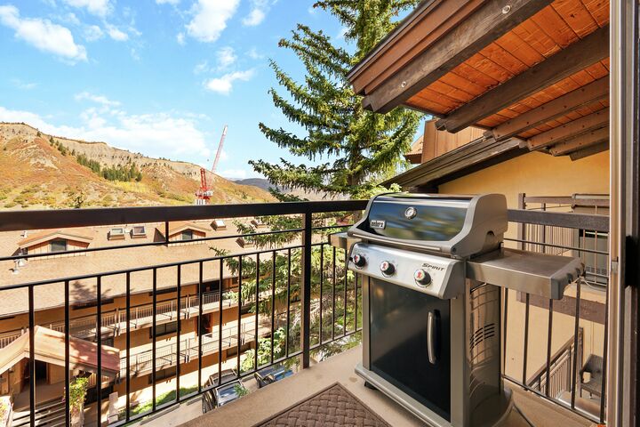 #3308 - Ivy - Balcony