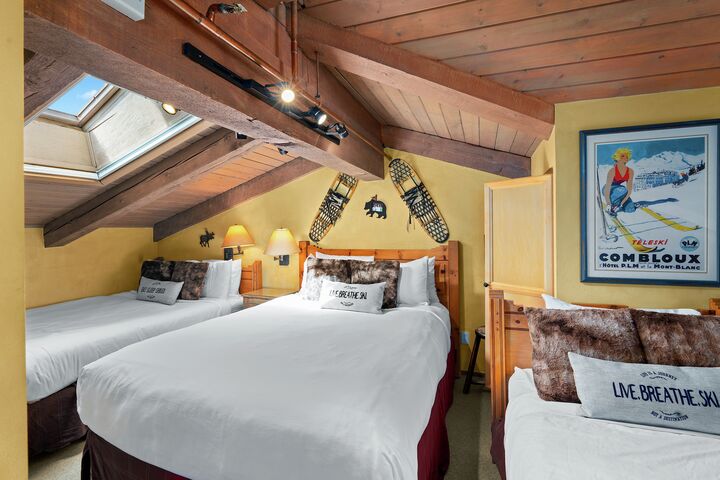 #3308 - Ivy - Loft Bedroom