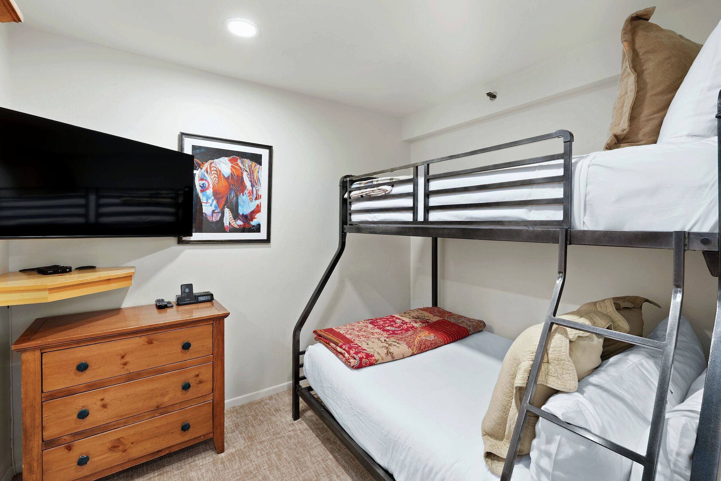 #1109 - Dogwood - Den with Bunk Beds