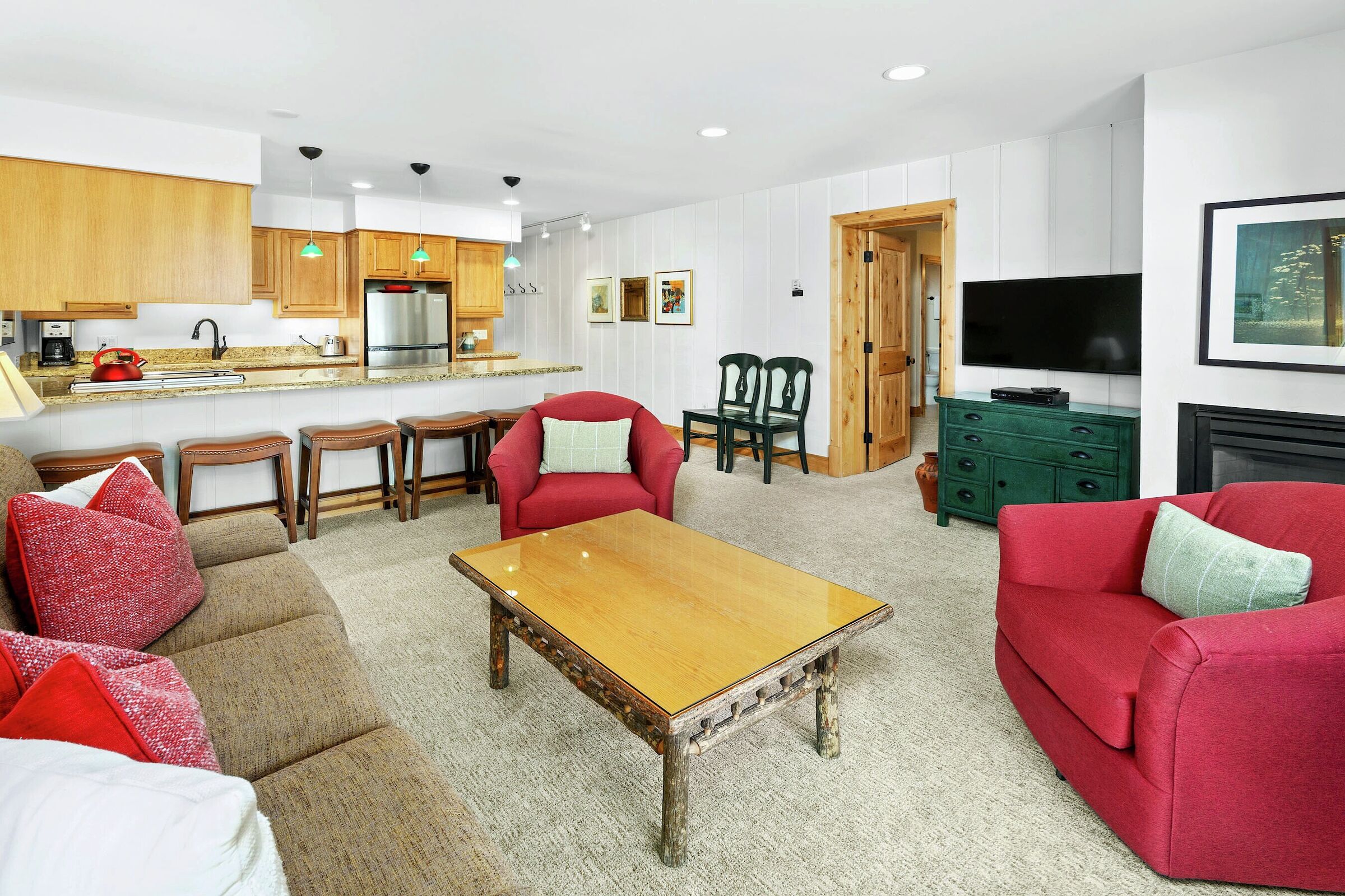 #1110 - Dogwood - Living Area