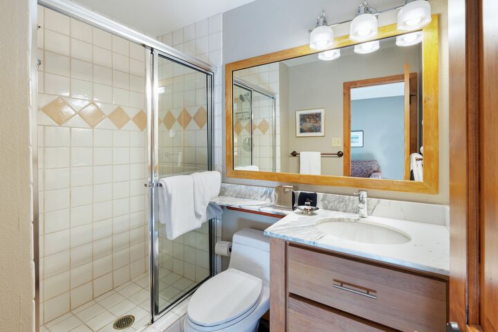 #2101 - Beech - Master Ensuite Bathroom